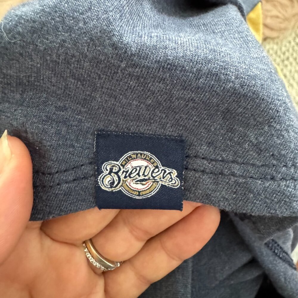 Nike MLB Genuine Merchandise Milwaukee Brewers Women's T-Shirt Small - Picture 5 of 5